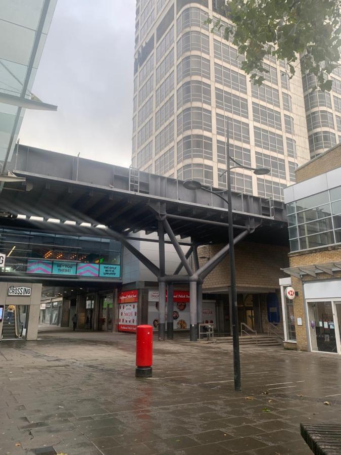 Luxury Panoramic Balcony Swindon Central Exterior photo