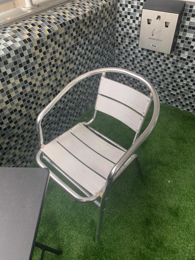 Luxury Panoramic Balcony Swindon Central Exterior photo